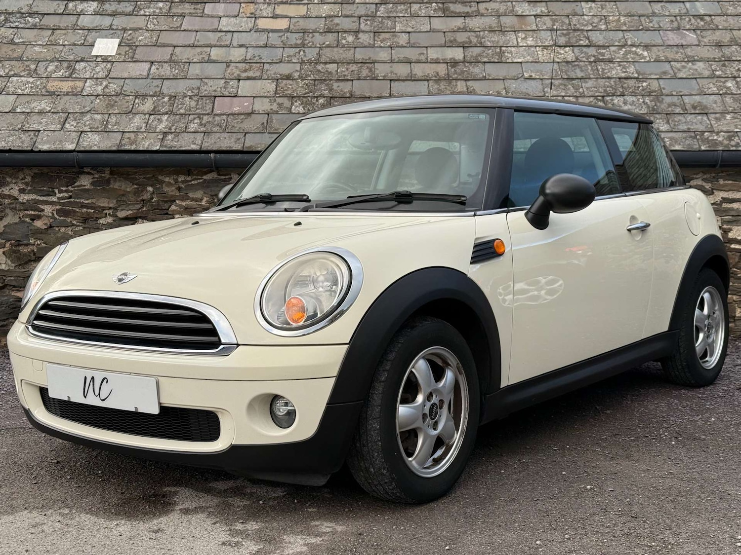 Used MINI Hatch 2009 for sale - 76429374: Photo 2