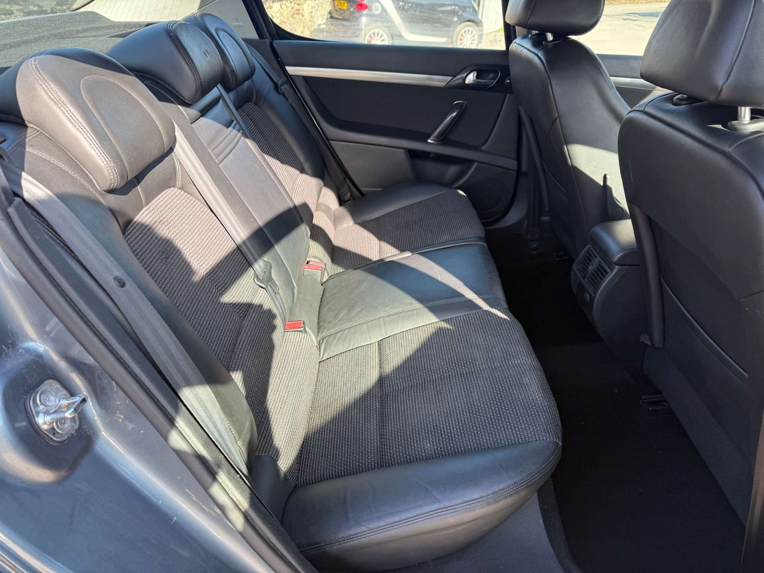 Used Peugeot 407 2010 for sale - 77917745: Photo 19