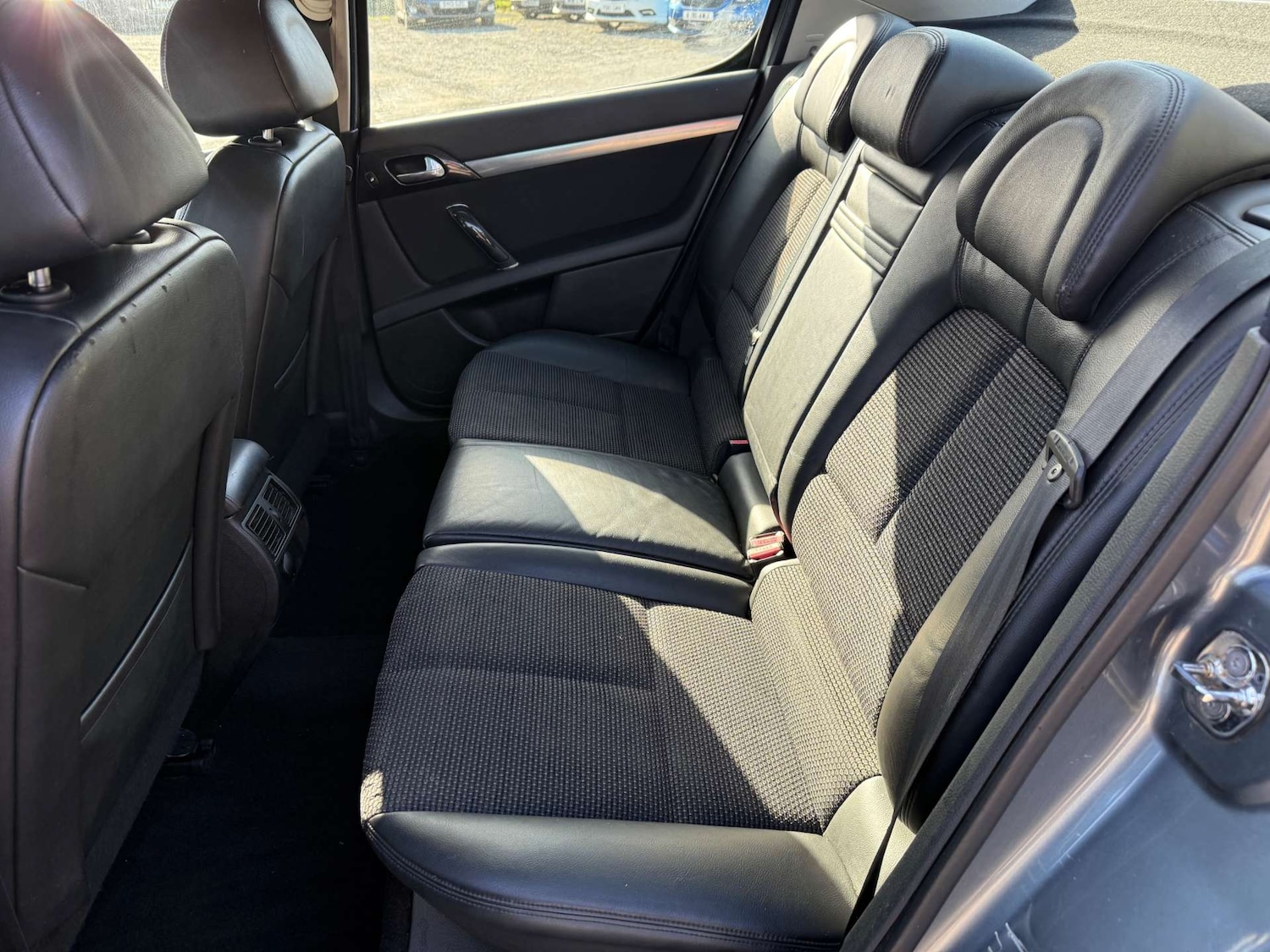 Used Peugeot 407 2010 for sale - 77917745: Photo 27