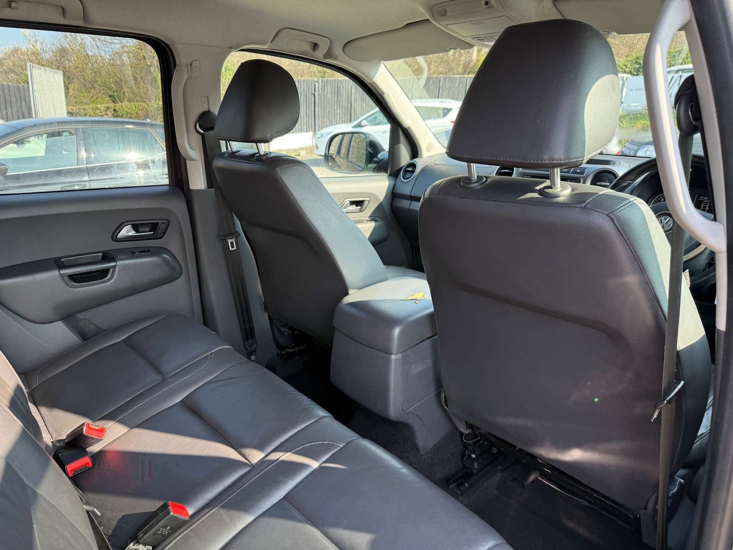 Used Volkswagen Amarok 2015 for sale - 77975405: Photo 16