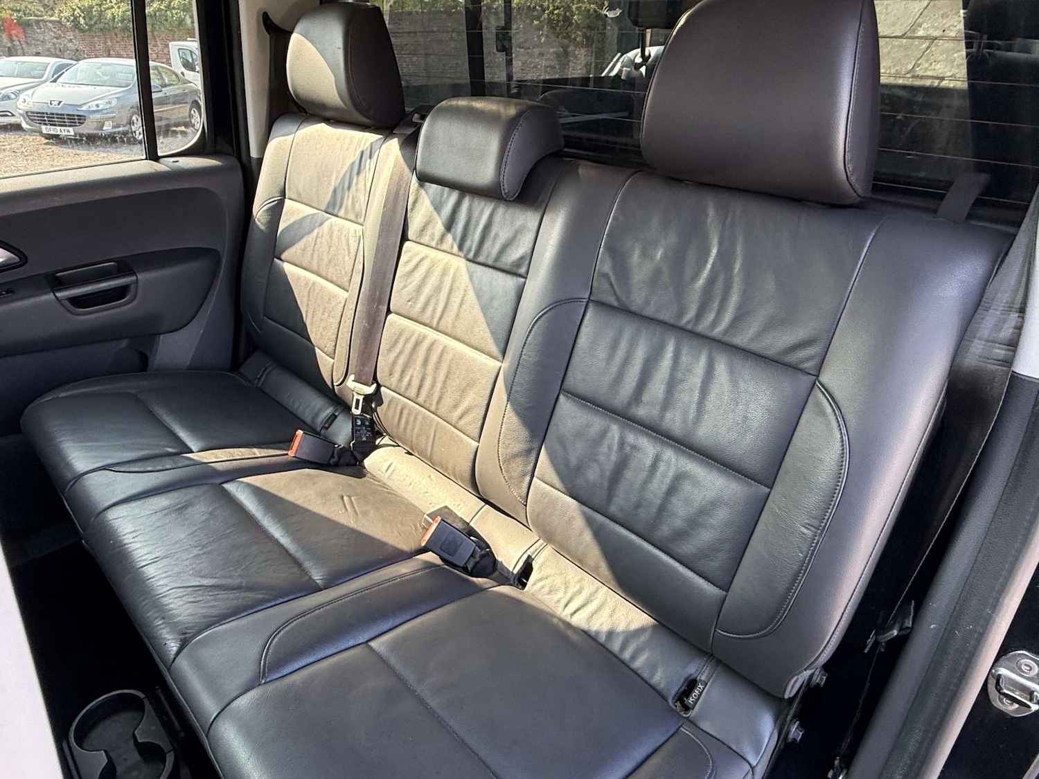 Used Volkswagen Amarok 2015 for sale - 77975405: Photo 25