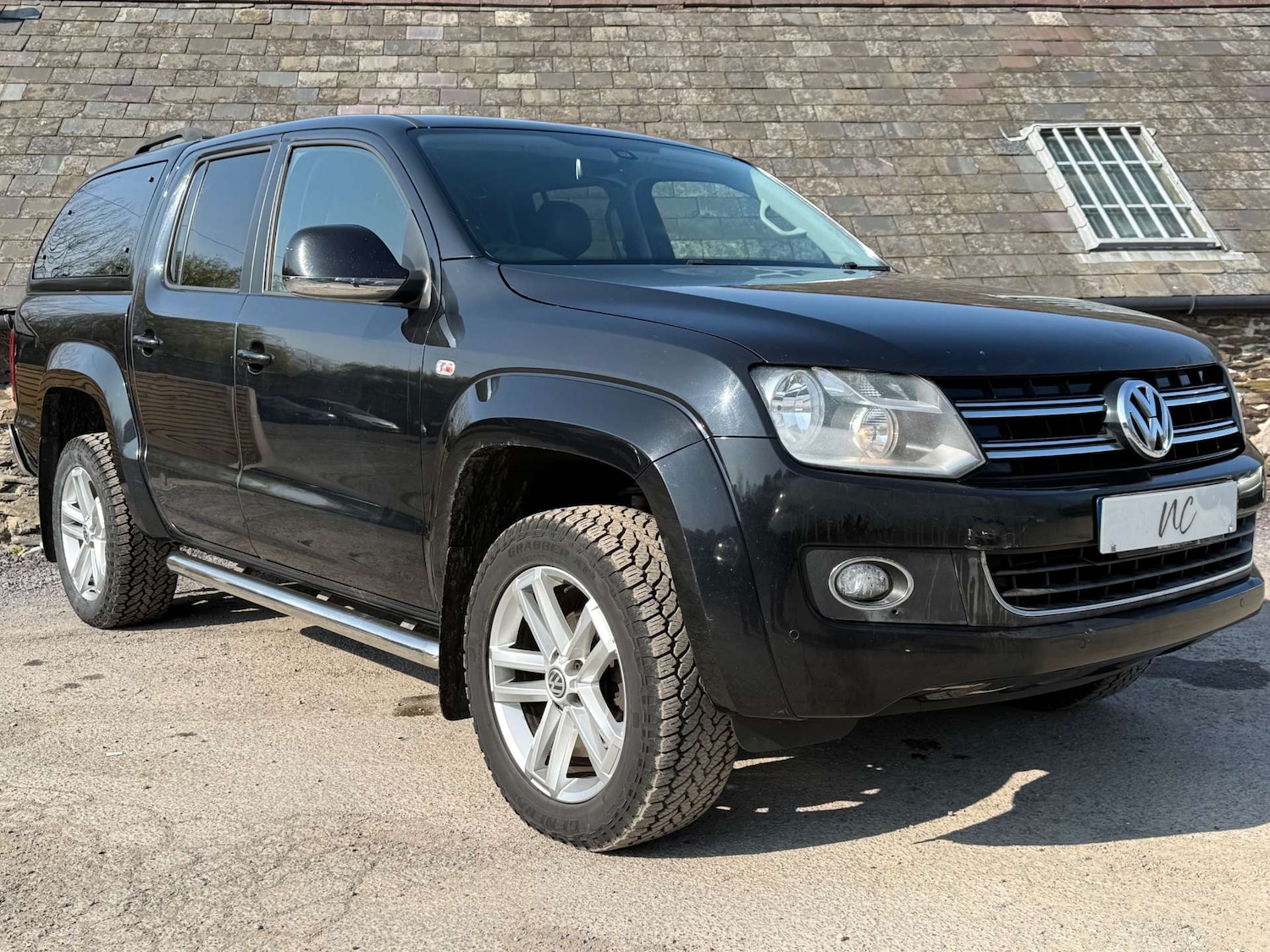 Used Volkswagen Amarok 2015 for sale - 77975405: Photo 3