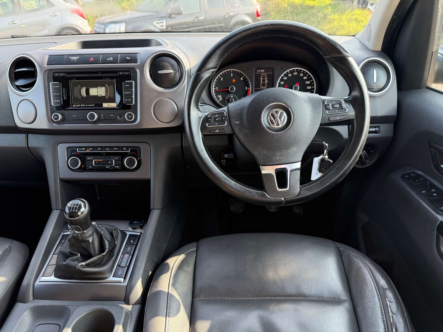 Used Volkswagen Amarok 2015 for sale - 77975405: Photo 33