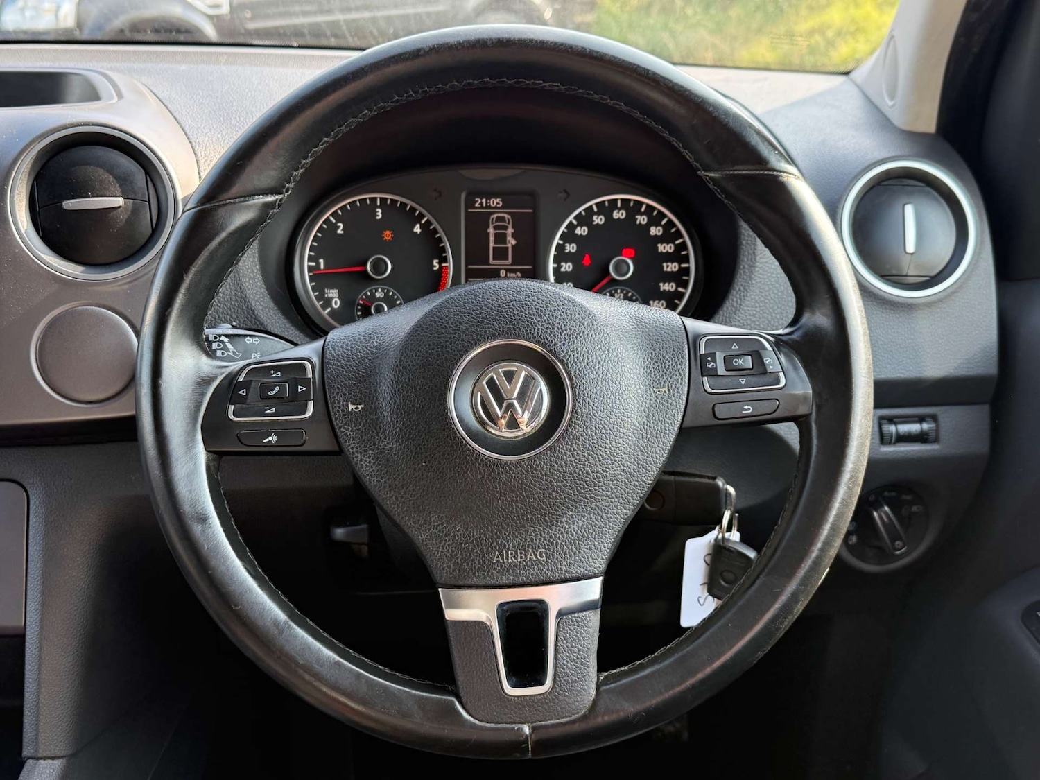 Used Volkswagen Amarok 2015 for sale - 77975405: Photo 34