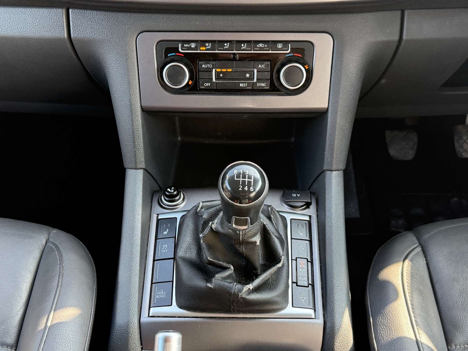 Used Volkswagen Amarok 2015 for sale - 77975405: Photo 50