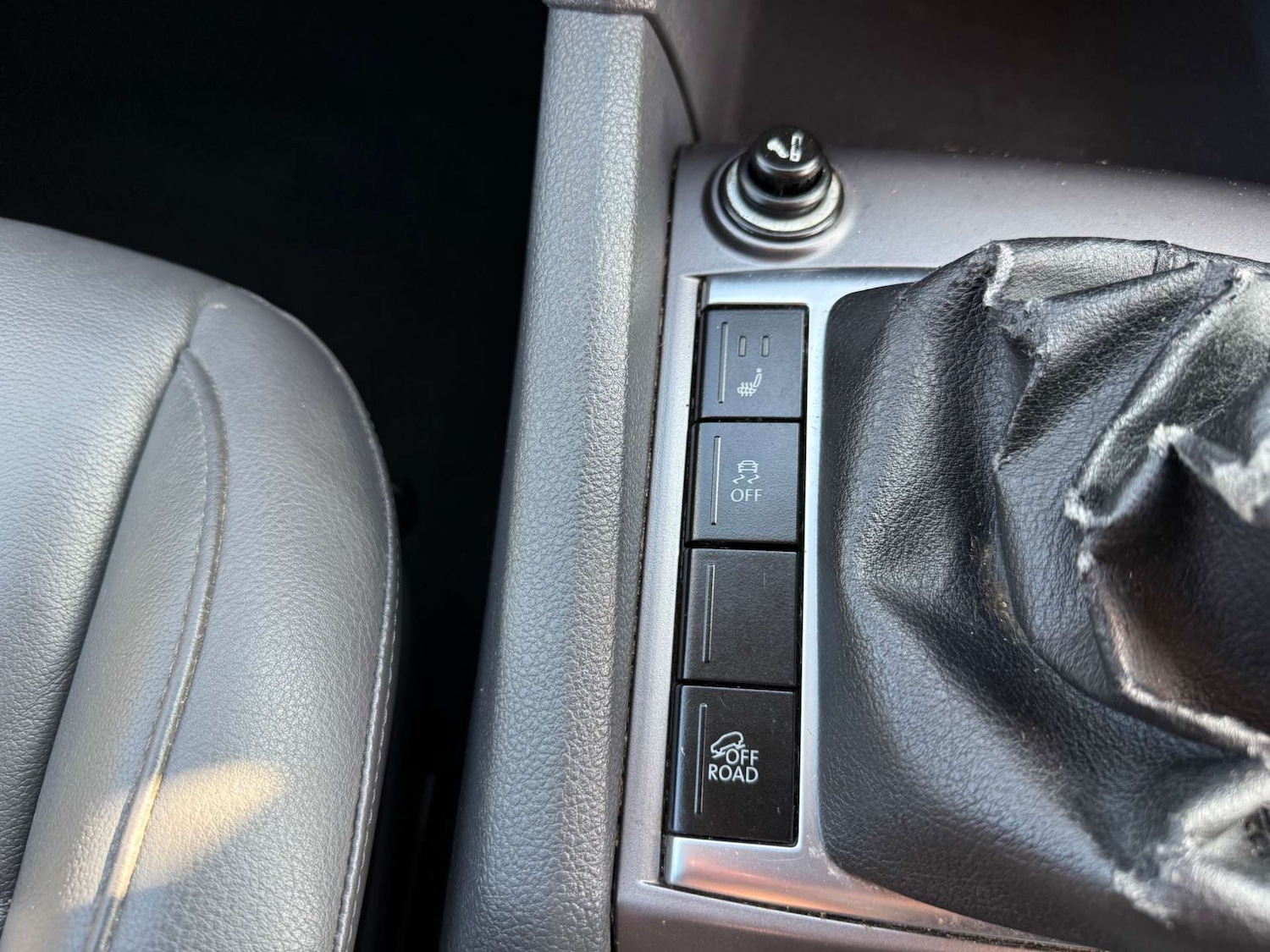 Used Volkswagen Amarok 2015 for sale - 77975405: Photo 53