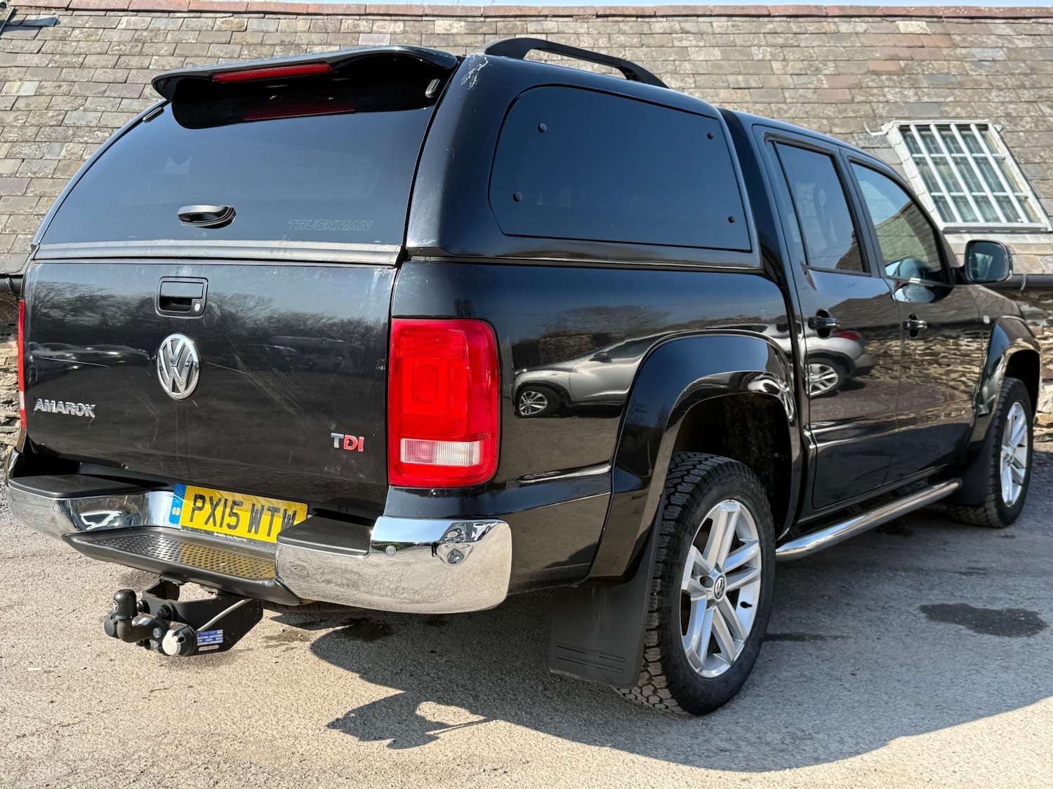 Used Volkswagen Amarok 2015 for sale - 77975405: Photo 8