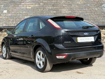 Used Ford Focus 2009 for sale - 75095102: Photo