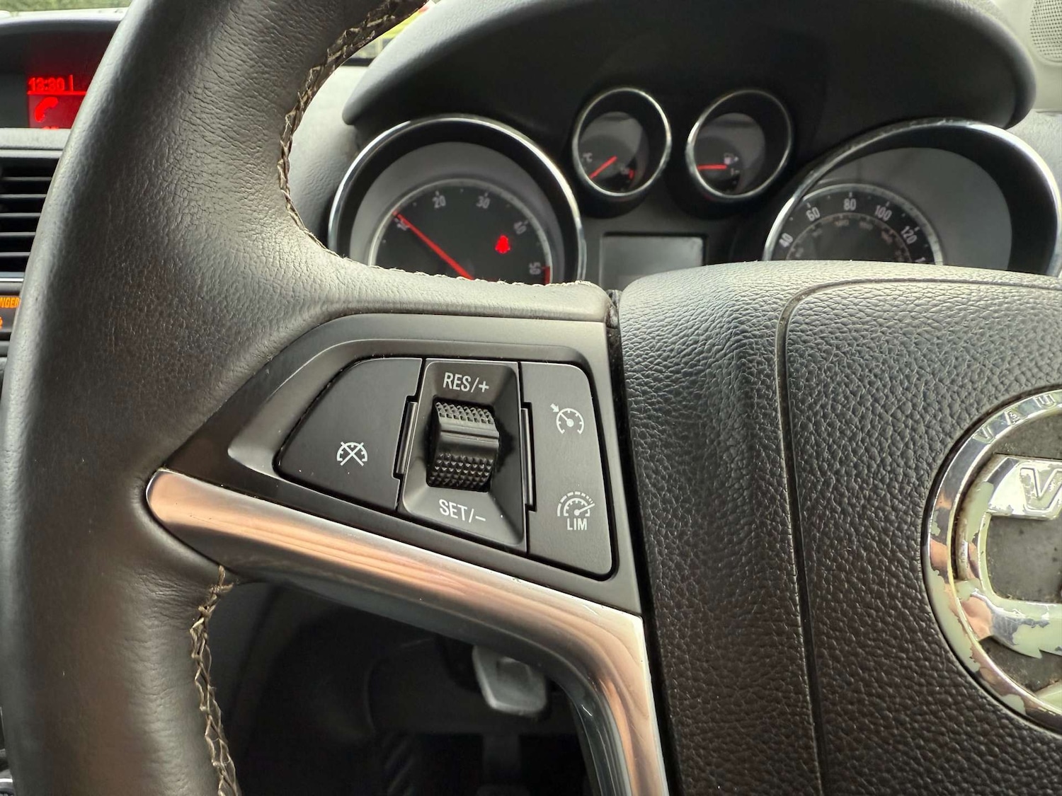 Used Vauxhall Mokka 2015 for sale - 76933024: Photo 37