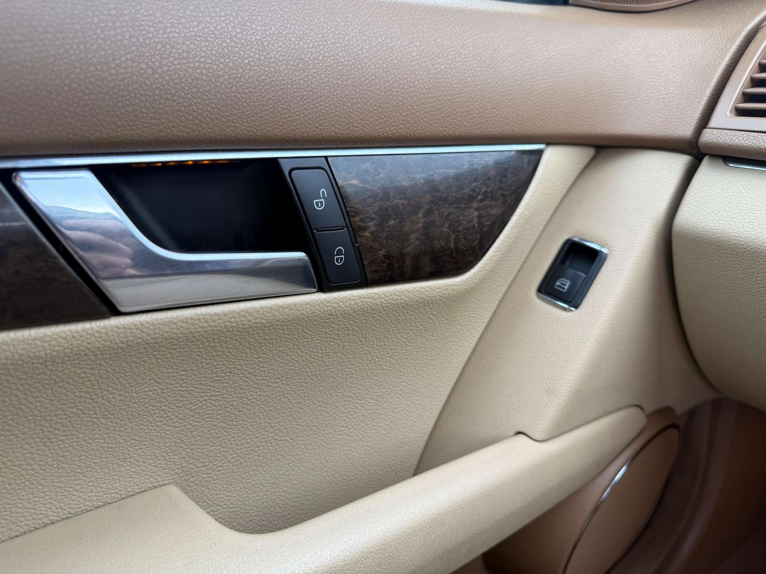 Used Mercedes-Benz C Class 2007 for sale - 76437886: Photo 63