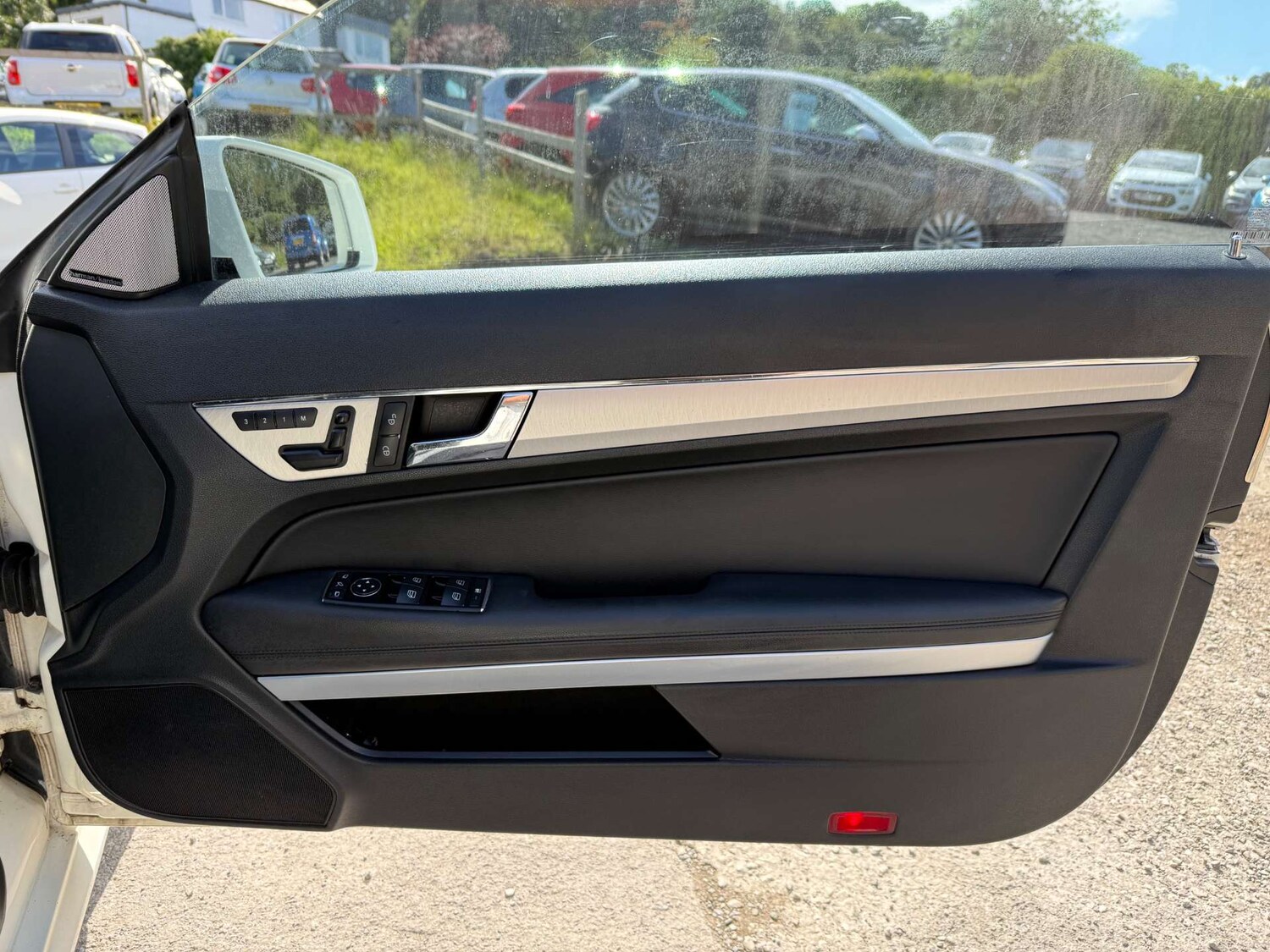 Used Mercedes-Benz E Class 2010 for sale - 76601231: Photo 16