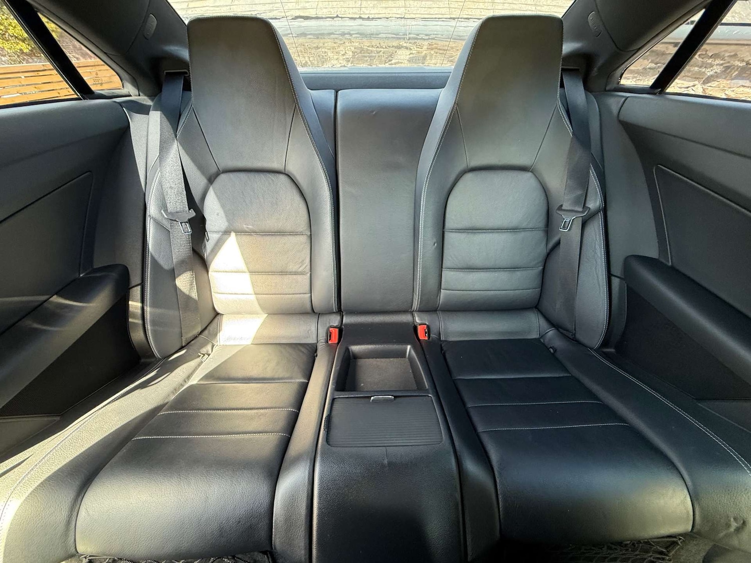 Used Mercedes-Benz E Class 2010 for sale - 76601231: Photo 21