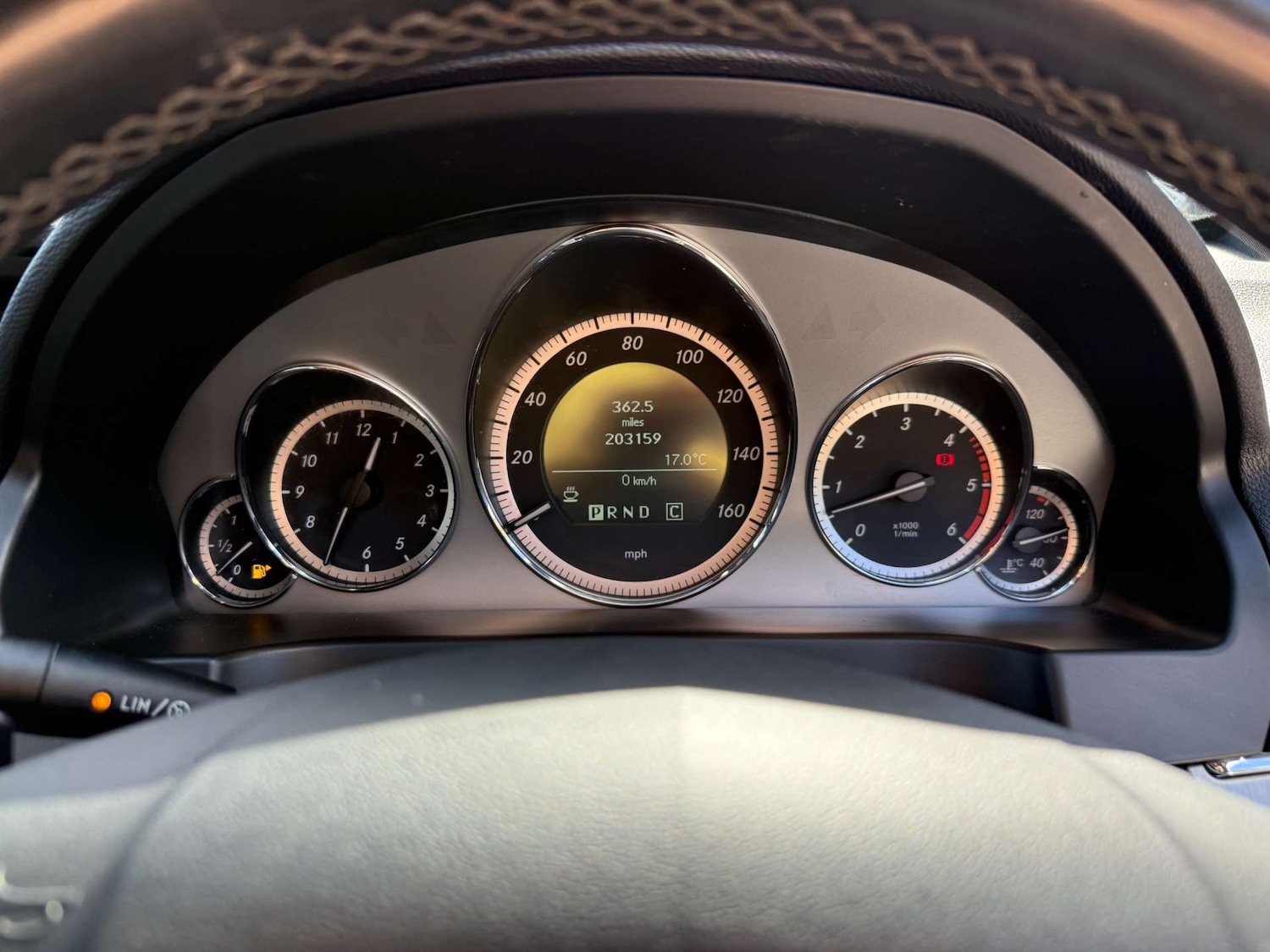 Used Mercedes-Benz E Class 2010 for sale - 76601231: Photo 32