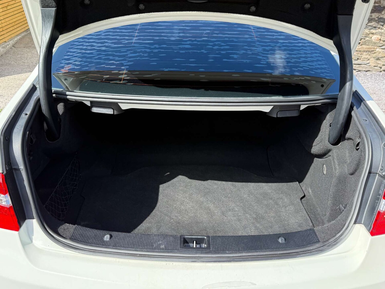 Used Mercedes-Benz E Class 2010 for sale - 76601231: Photo 51