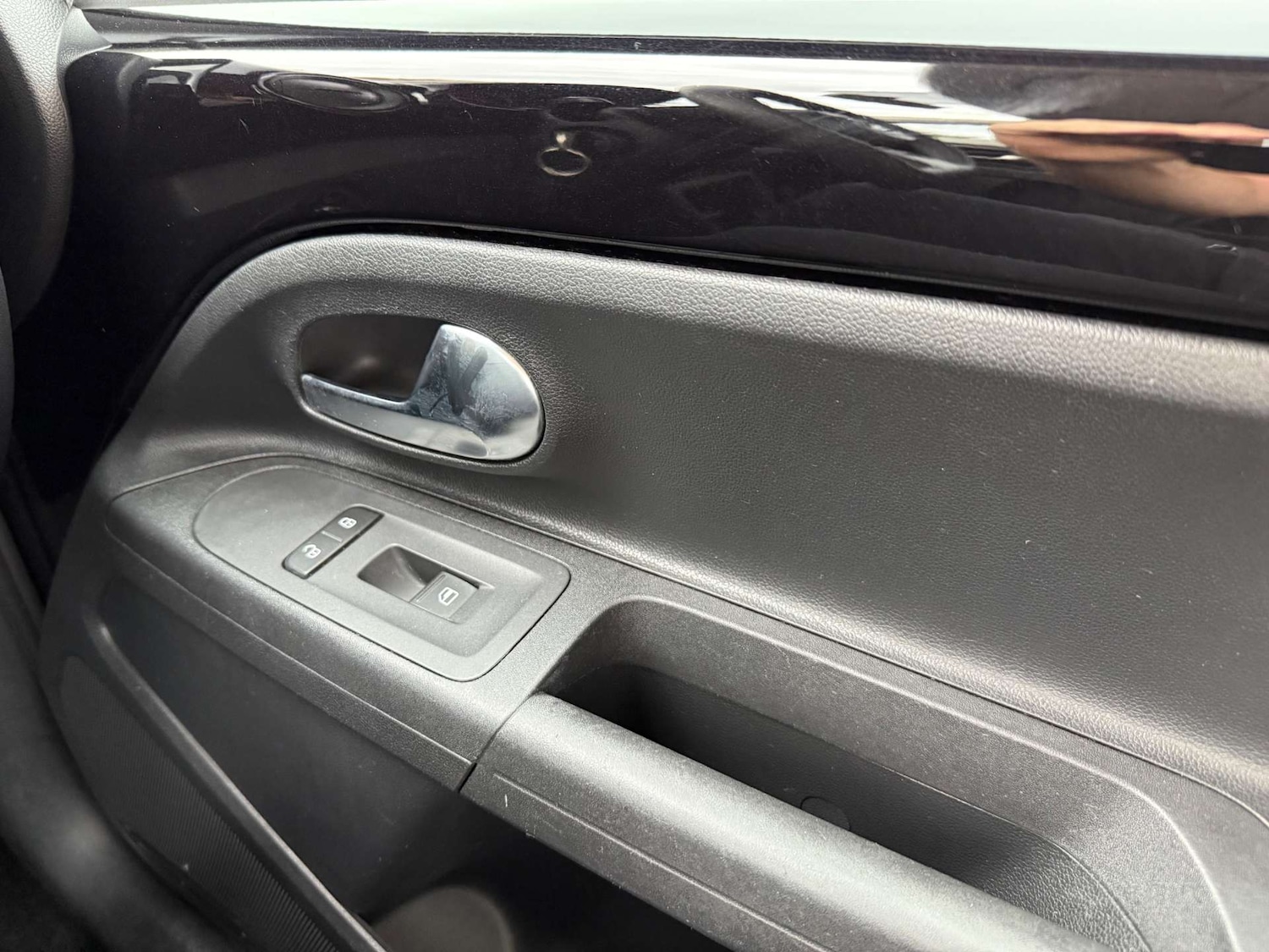 Used Volkswagen up! 2012 for sale - 76493587: Photo 29