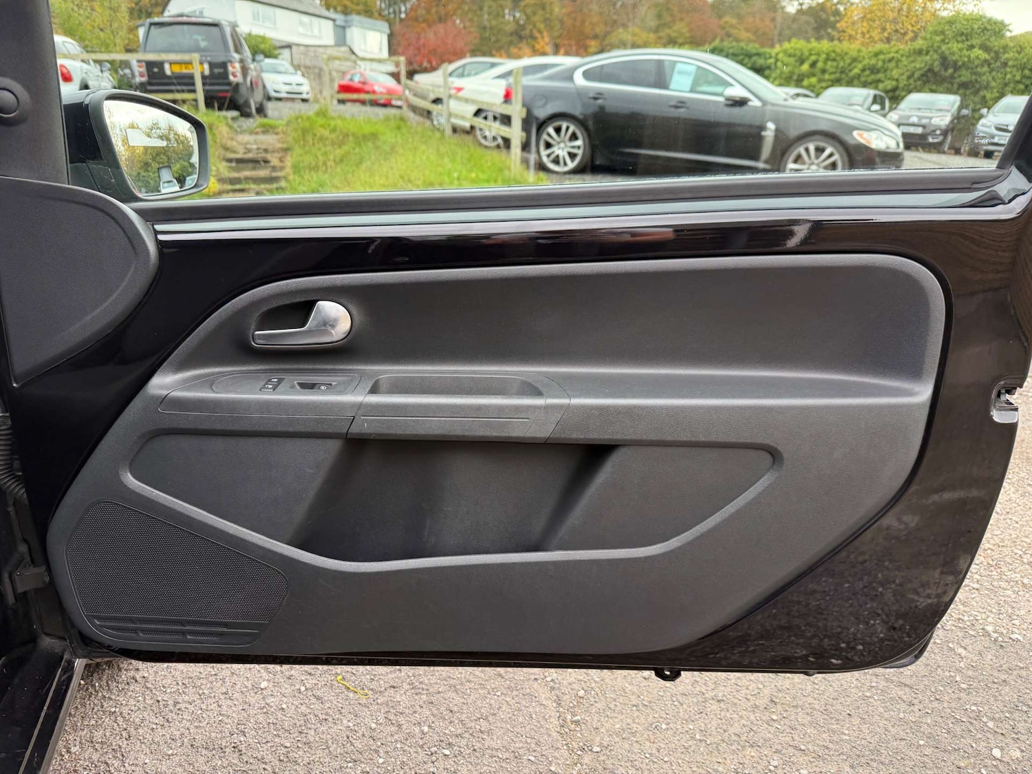 Used Volkswagen up! 2012 for sale - 76493587: Photo 6