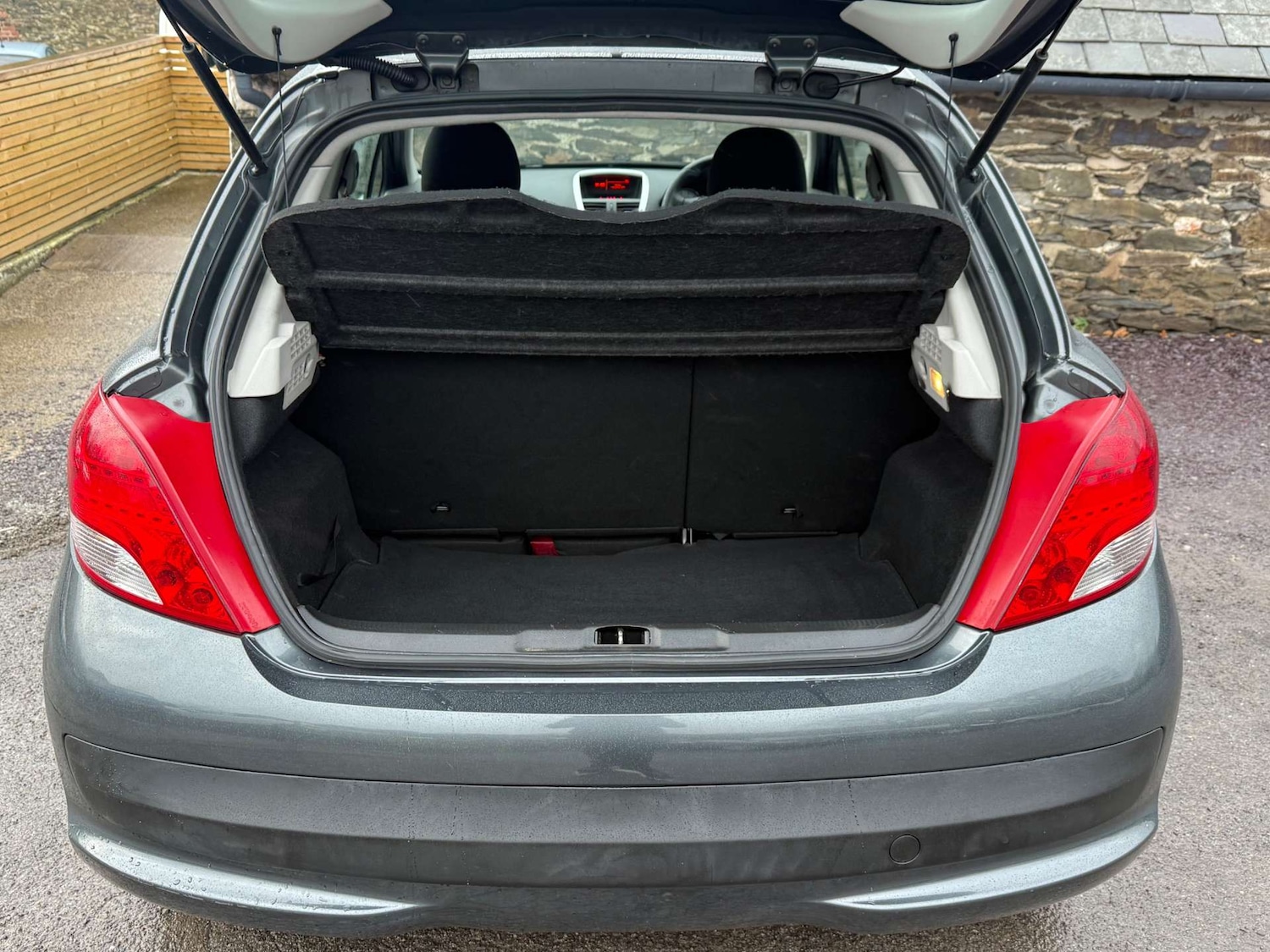 Used Peugeot 207 2012 for sale - 77721681: Photo 40