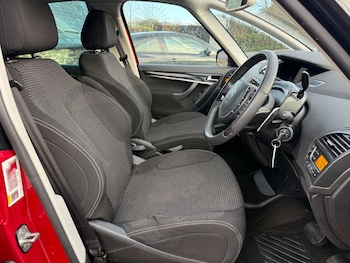 Used Citroen C4 Picasso 2013 for sale - 77170354: Photo