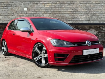 Volkswagen - Golf
