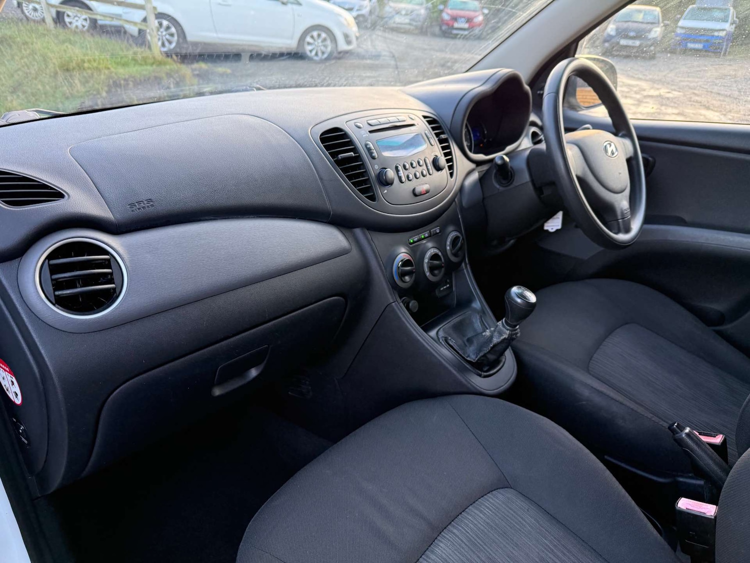 Used Hyundai i10 2011 for sale - 77160628: Photo 20