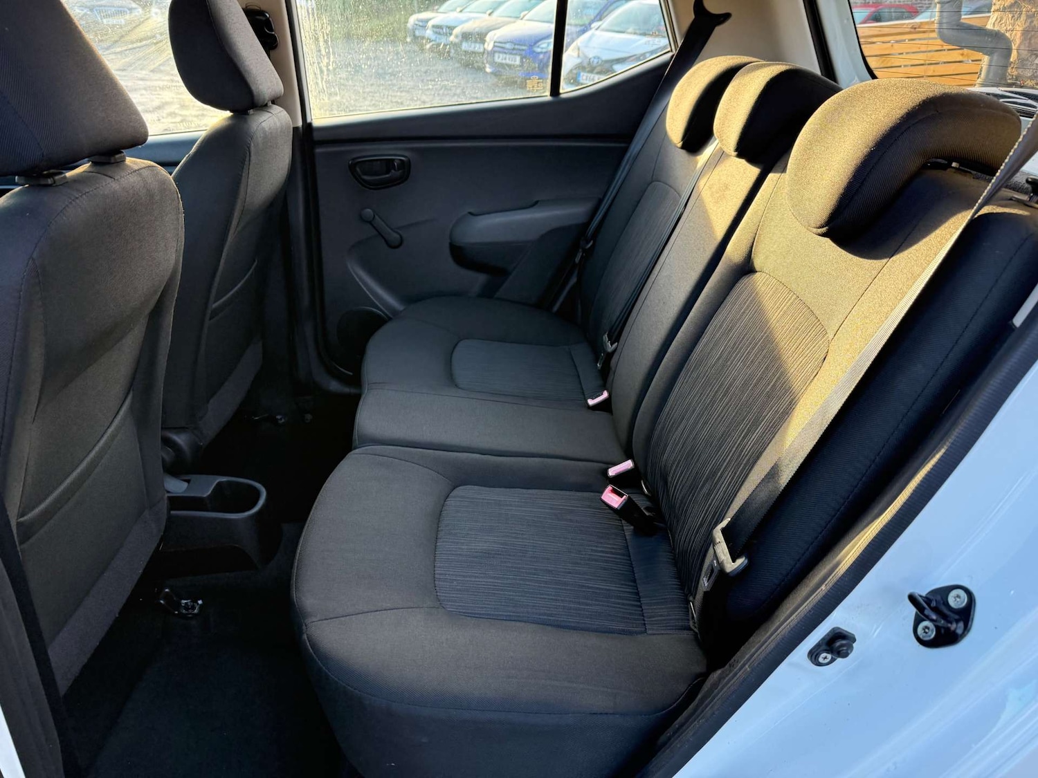 Used Hyundai i10 2011 for sale - 77160628: Photo 26