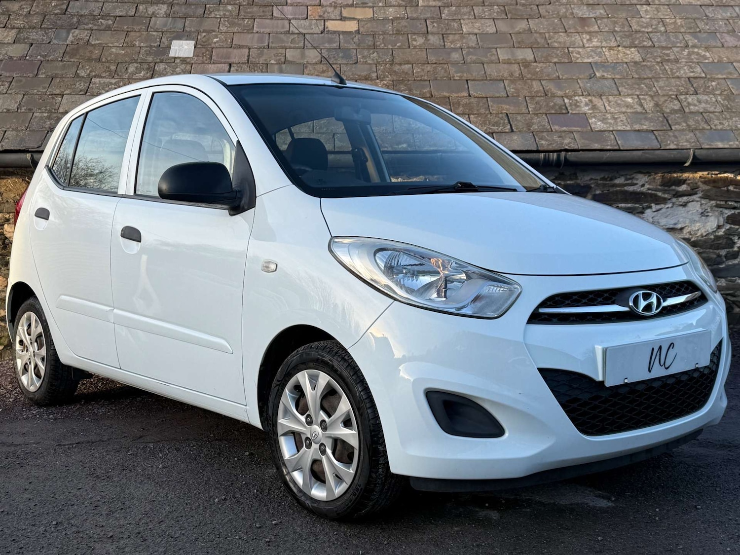Used Hyundai i10 2011 for sale - 77160628: Photo 3