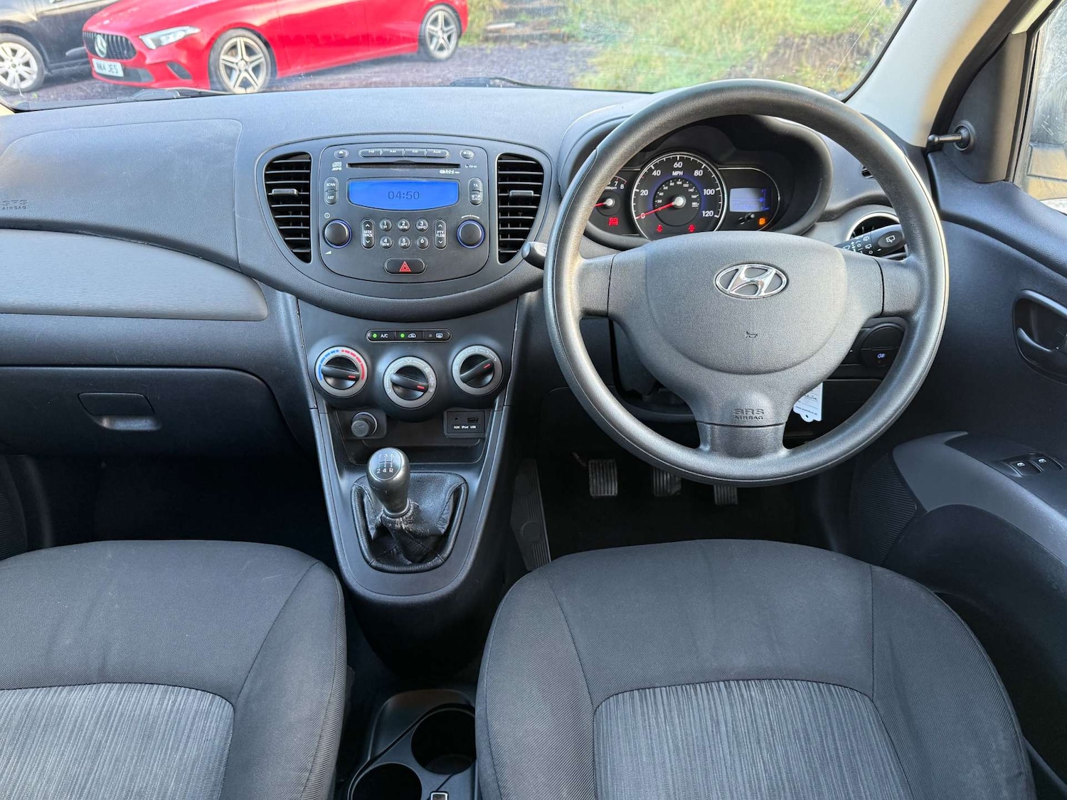 Used Hyundai i10 2011 for sale - 77160628: Photo 32