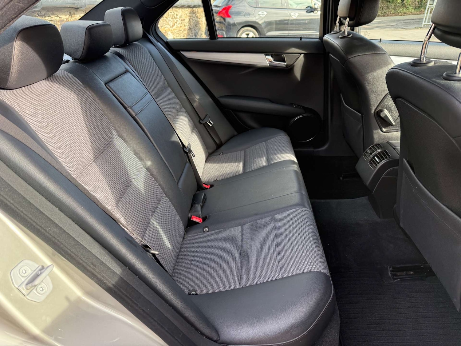 Used Mercedes-Benz C Class 2008 for sale - 77718966: Photo 19