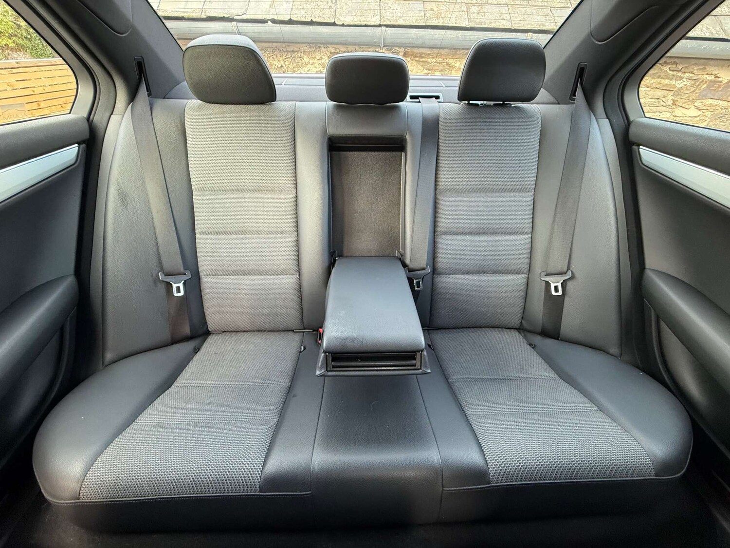 Used Mercedes-Benz C Class 2008 for sale - 77718966: Photo 31