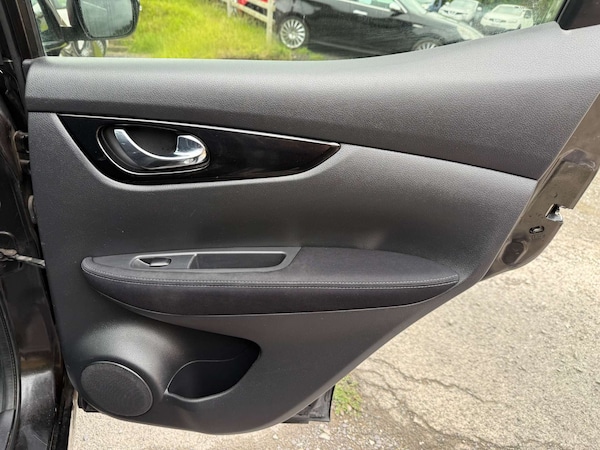 Used Nissan Qashqai 2014 for sale - 76278328: Photo 18