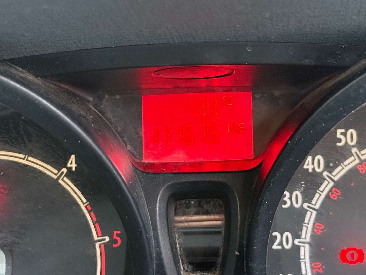 Used Ford Fiesta 2011 for sale - 77718969: Photo 28