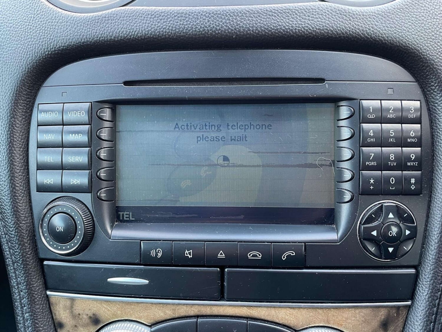 Used Mercedes-Benz SL 2004 for sale - 76625868: Photo 24