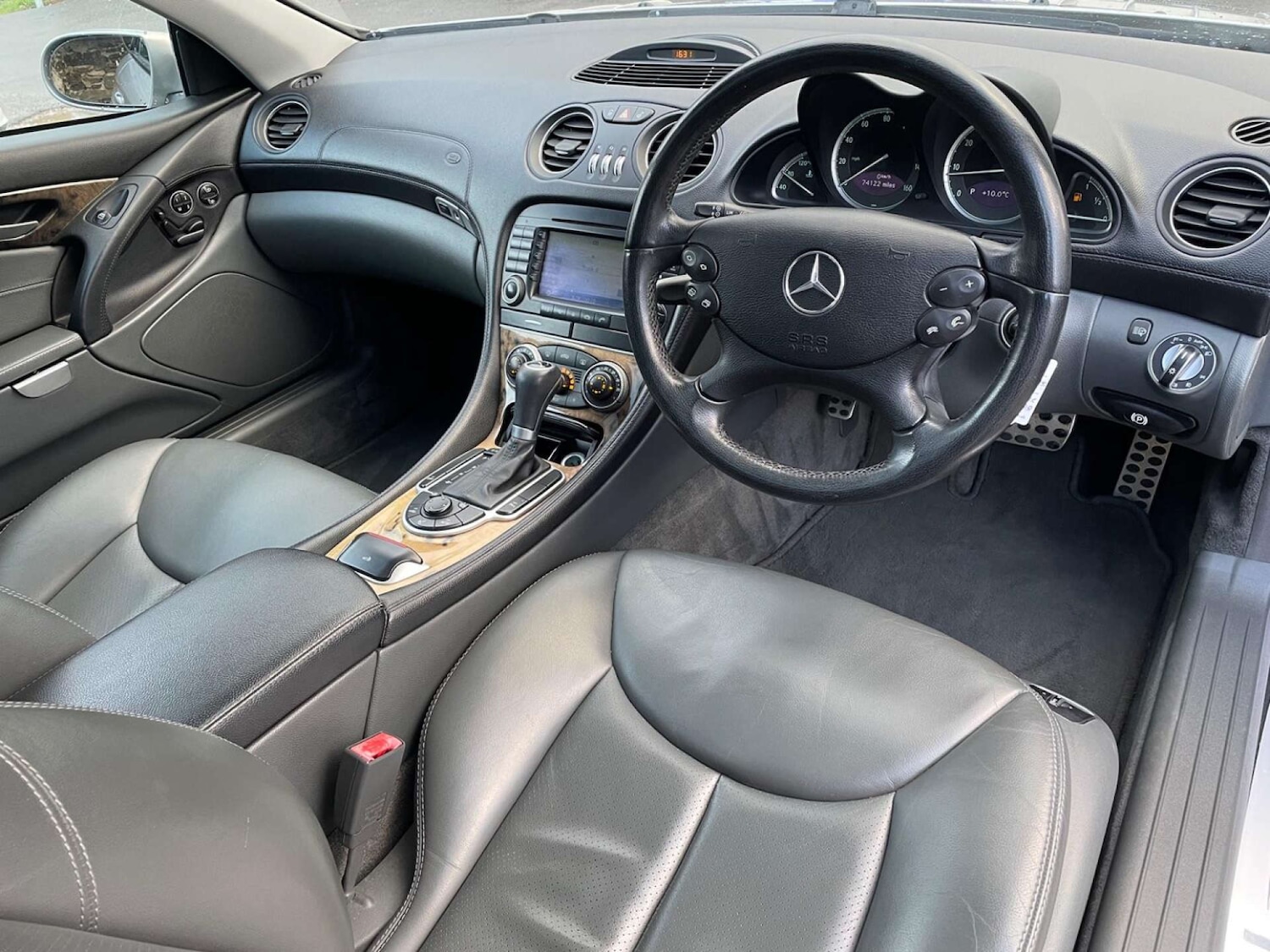 Used Mercedes-Benz SL 2004 for sale - 76625868: Photo 27