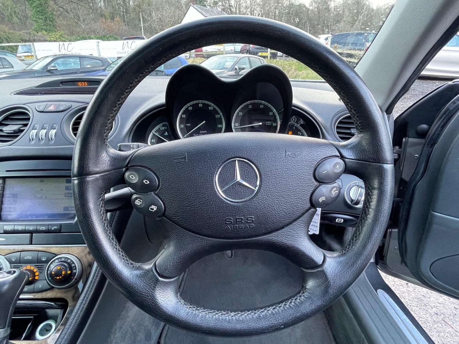 Used Mercedes-Benz SL 2004 for sale - 76625868: Photo 35