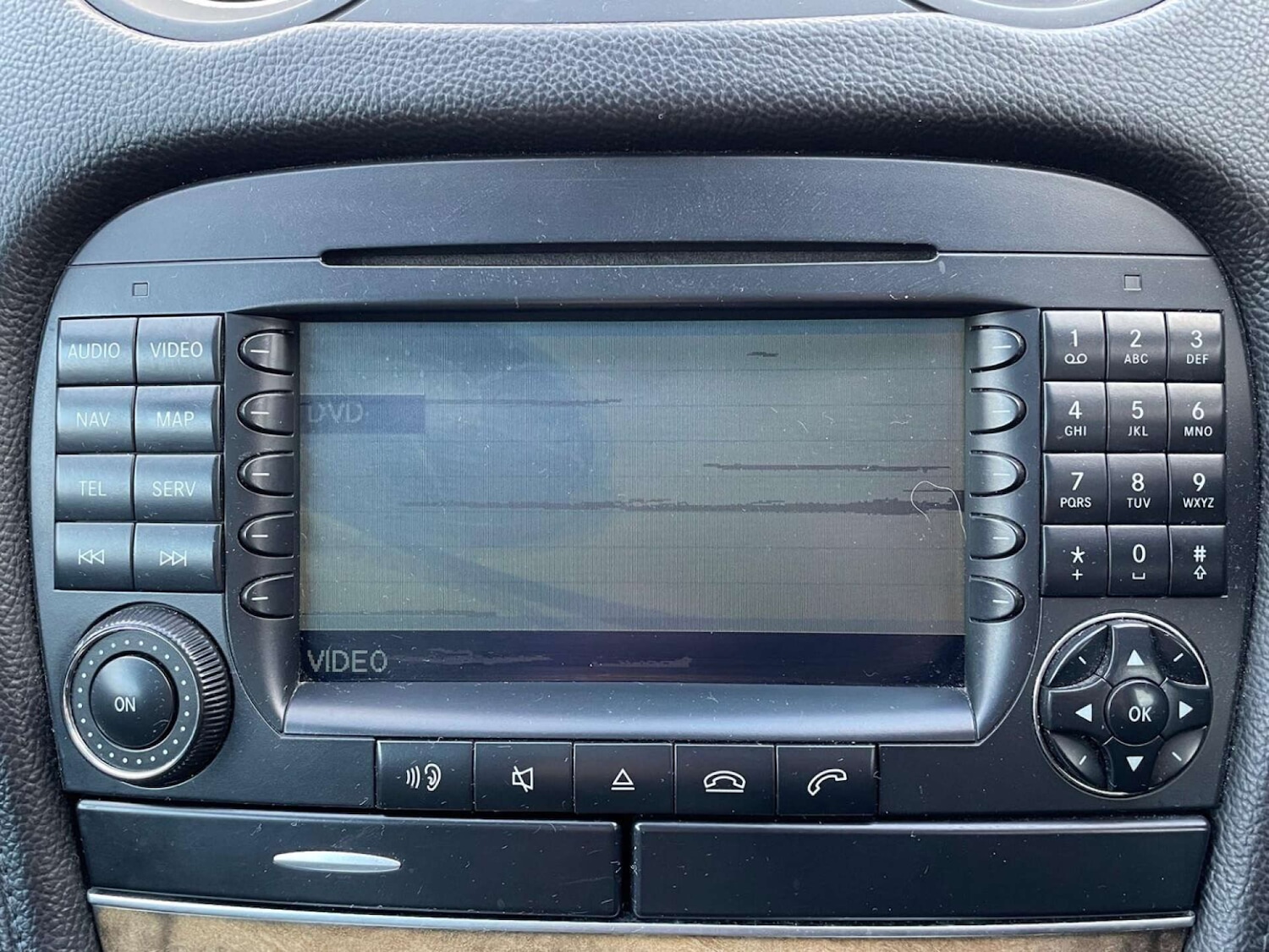 Used Mercedes-Benz SL 2004 for sale - 76625868: Photo 37