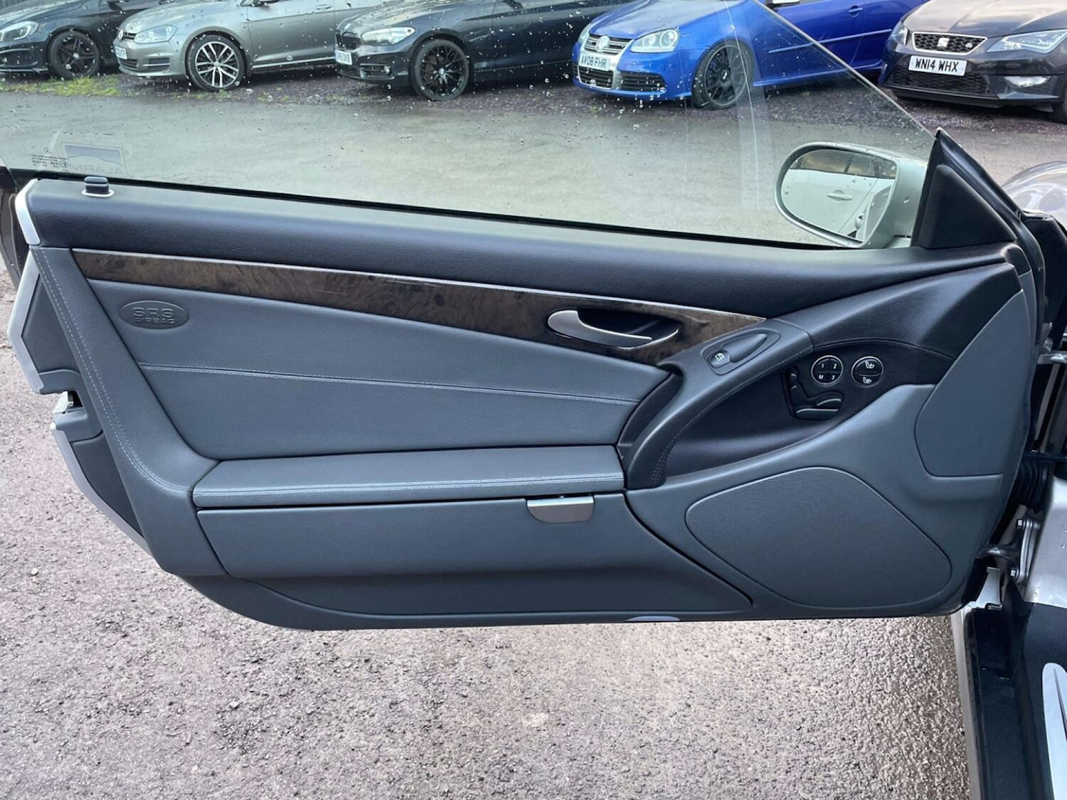 Used Mercedes-Benz SL 2004 for sale - 76625868: Photo 38