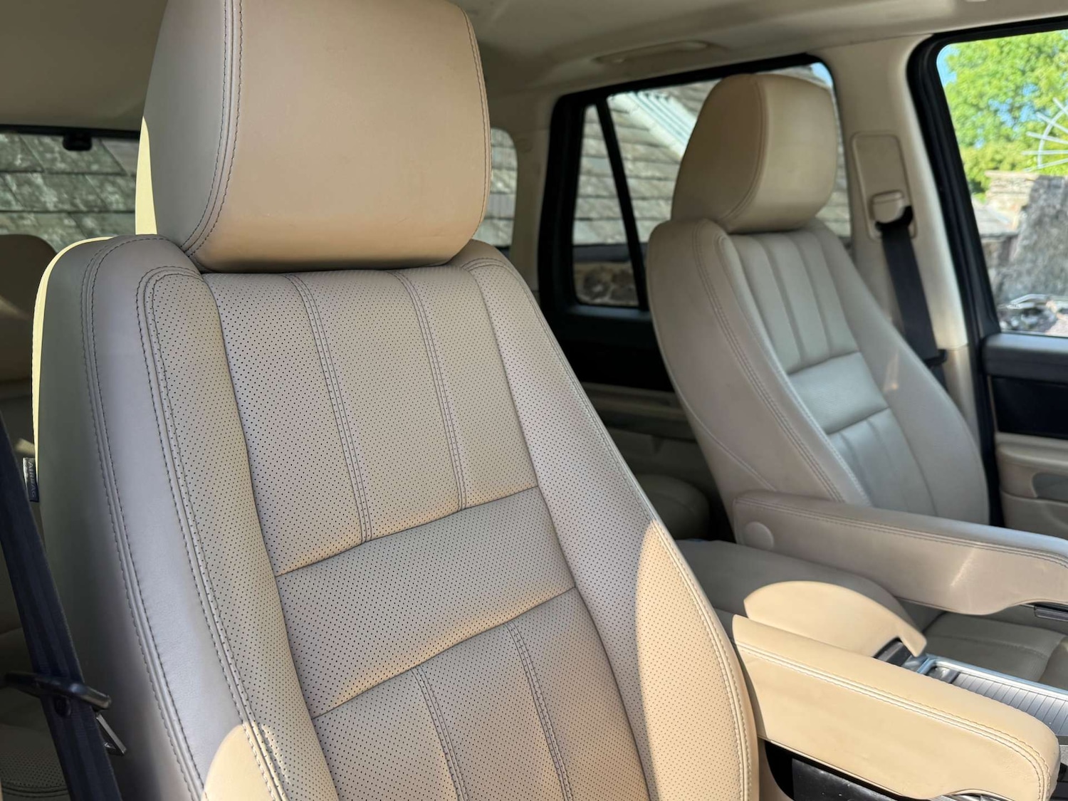 Used Land Rover Range Rover Sport 2011 for sale - 76481447: Photo 10