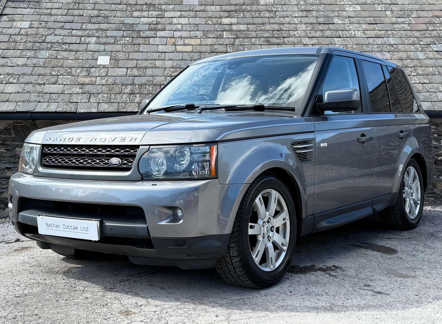 Used Land Rover Range Rover Sport 2011 for sale - 76481447: Photo 2
