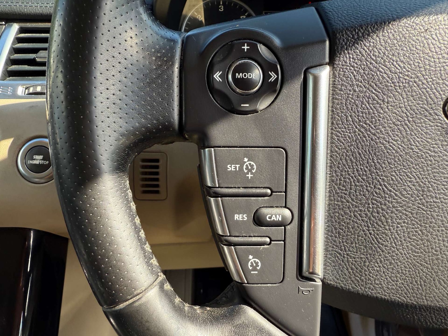 Used Land Rover Range Rover Sport 2011 for sale - 76481447: Photo 37