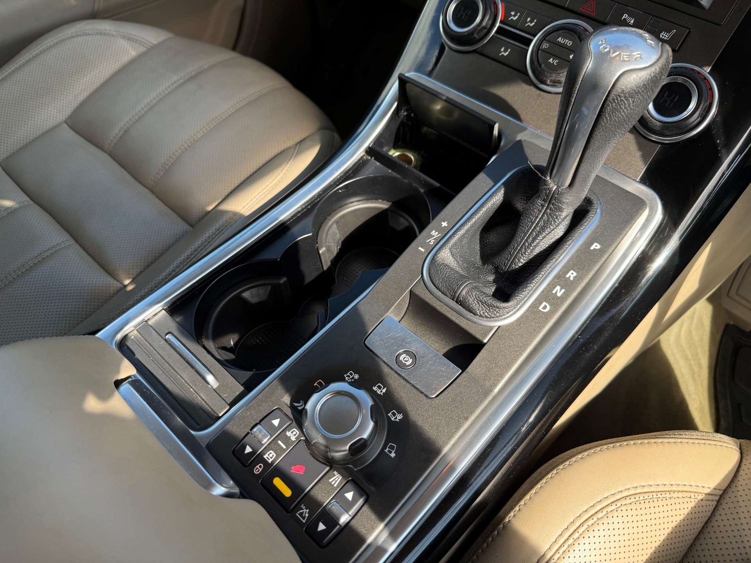 Used Land Rover Range Rover Sport 2011 for sale - 76481447: Photo 60