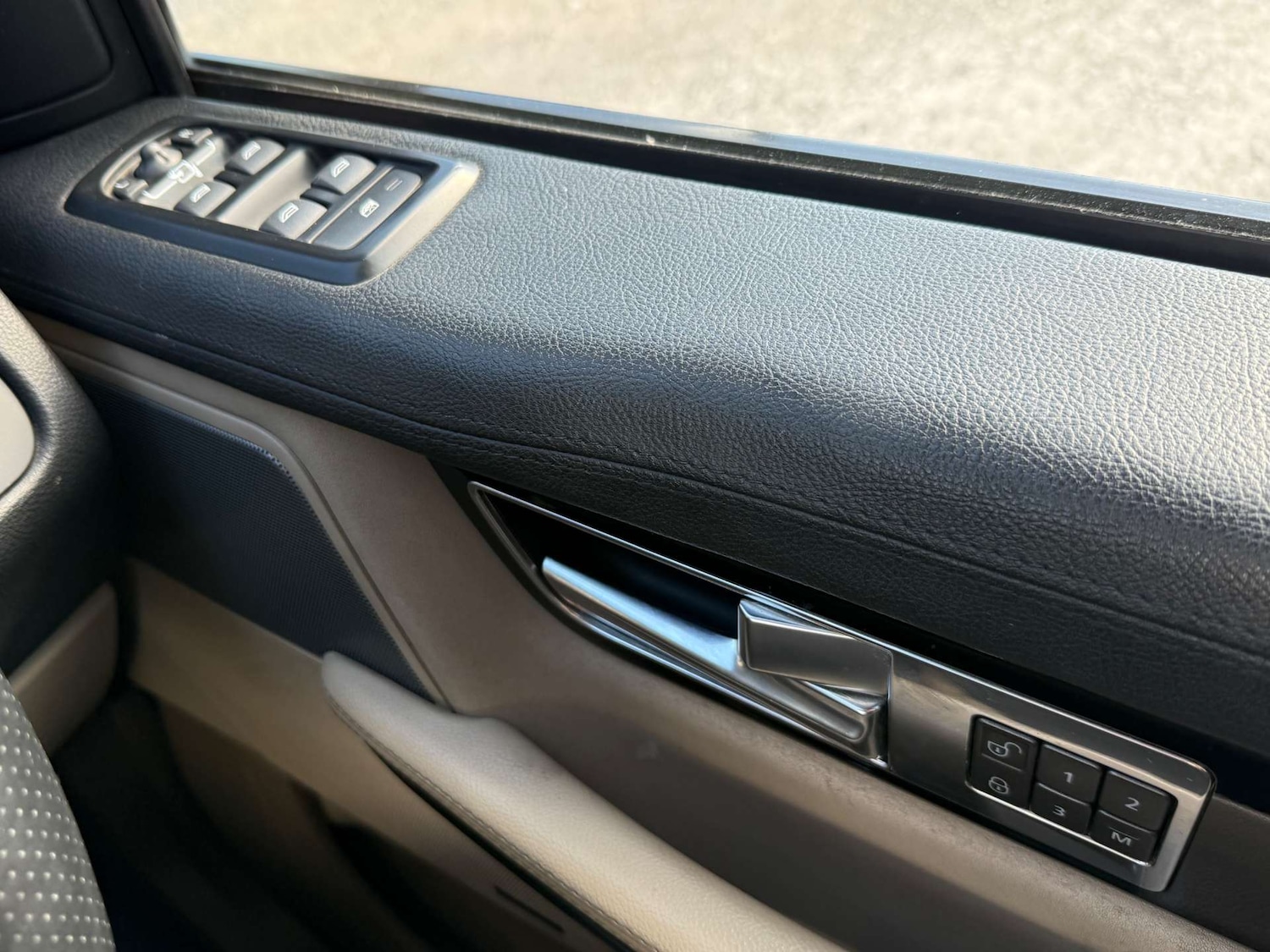 Used Land Rover Range Rover Sport 2011 for sale - 76481447: Photo 69