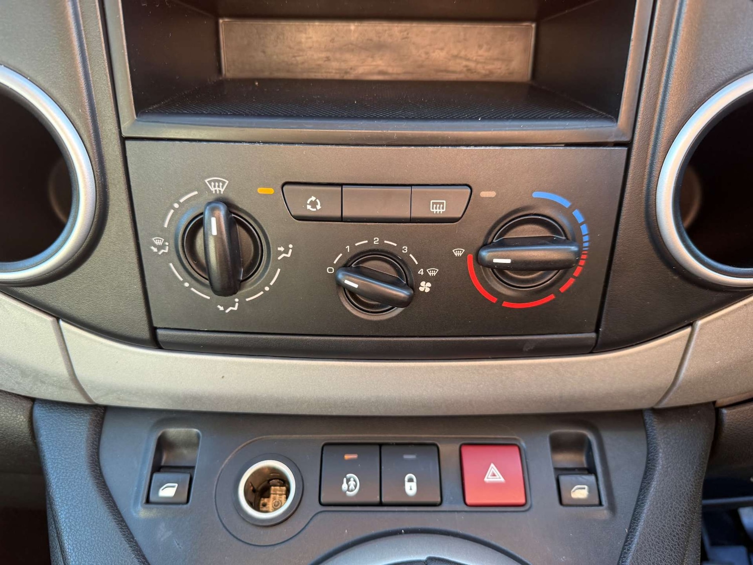 Used Citroen Berlingo Multispace 2009 for sale - 77790746: Photo 32