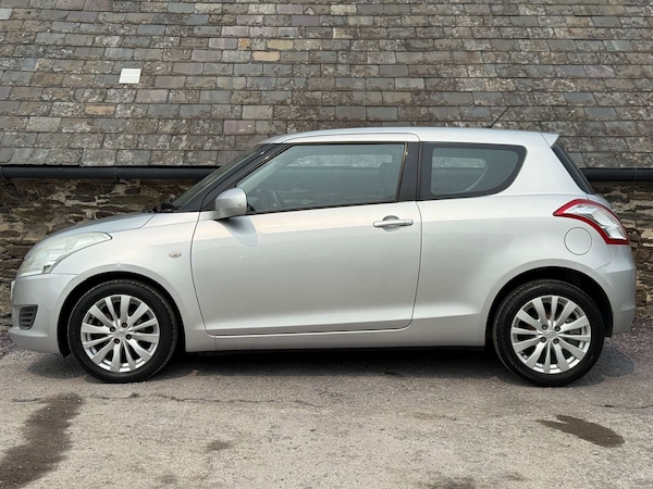 Used Suzuki Swift 2011 for sale - 75095130: Photo 10