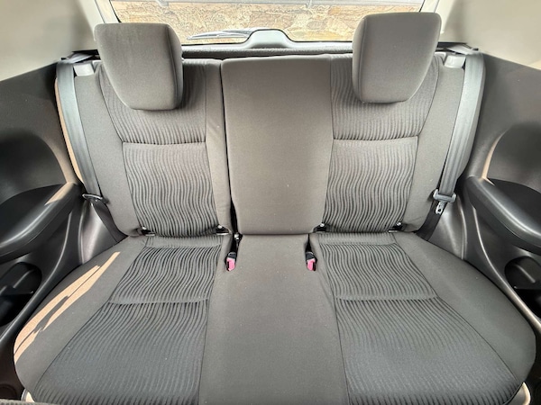 Used Suzuki Swift 2011 for sale - 75095130: Photo 28