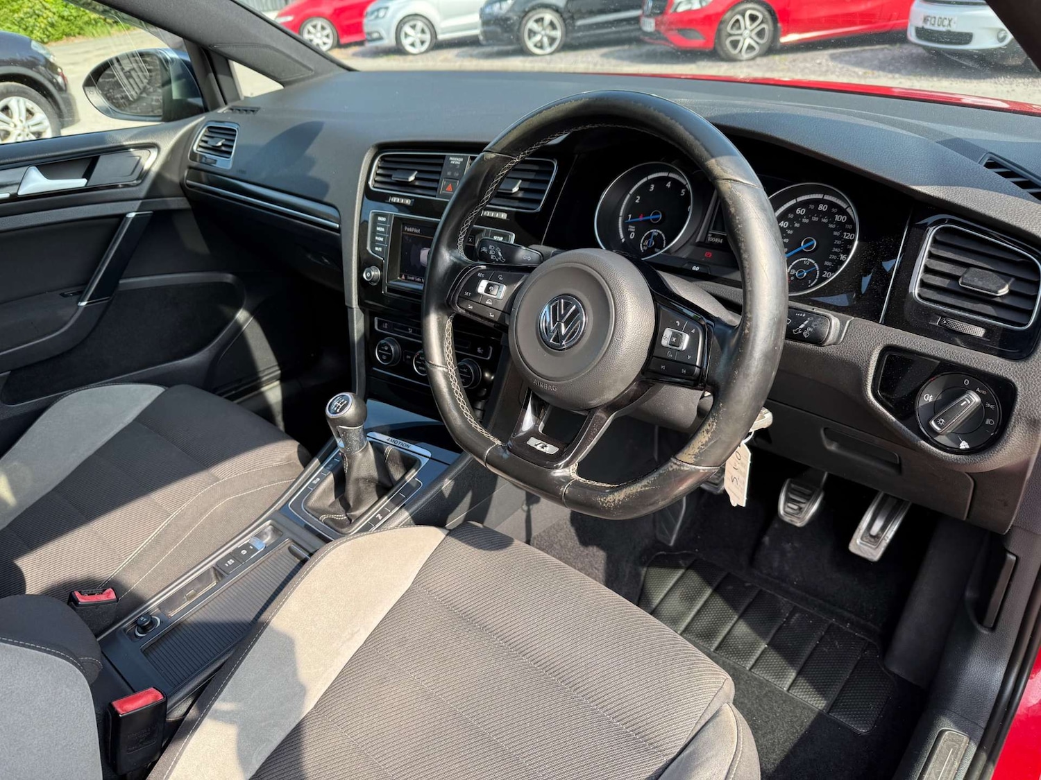 Used Volkswagen Golf 2014 for sale - 76600941: Photo 16