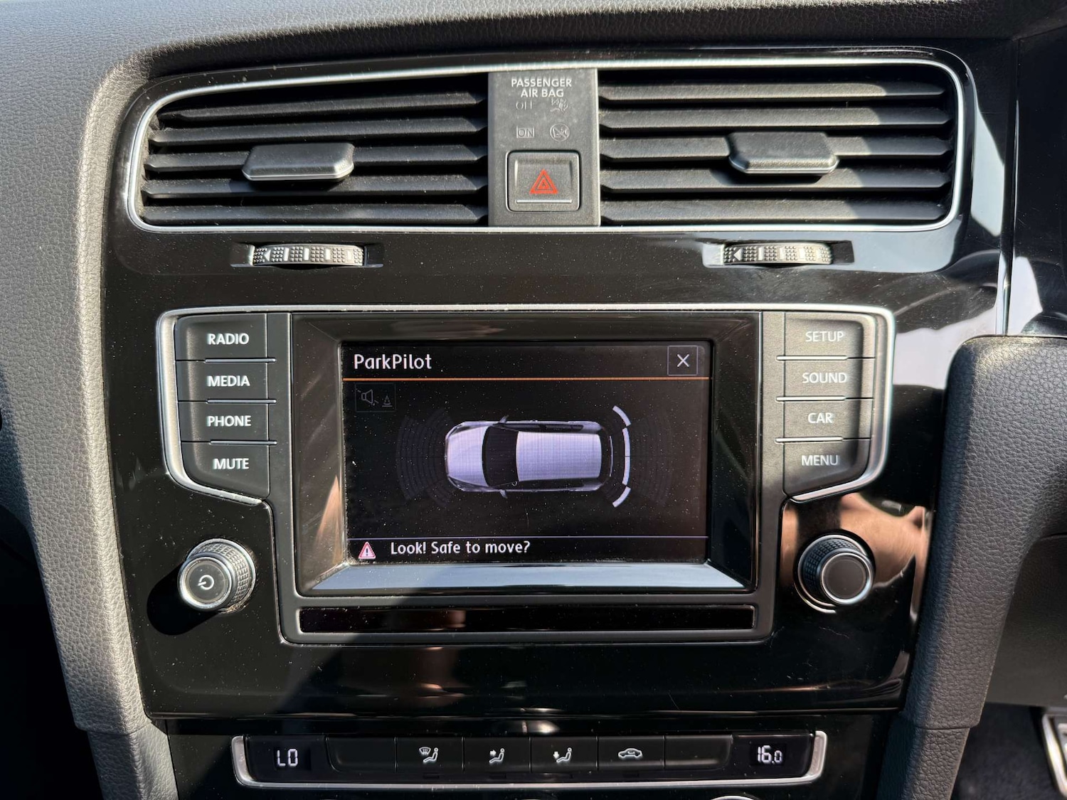 Used Volkswagen Golf 2014 for sale - 76600941: Photo 42