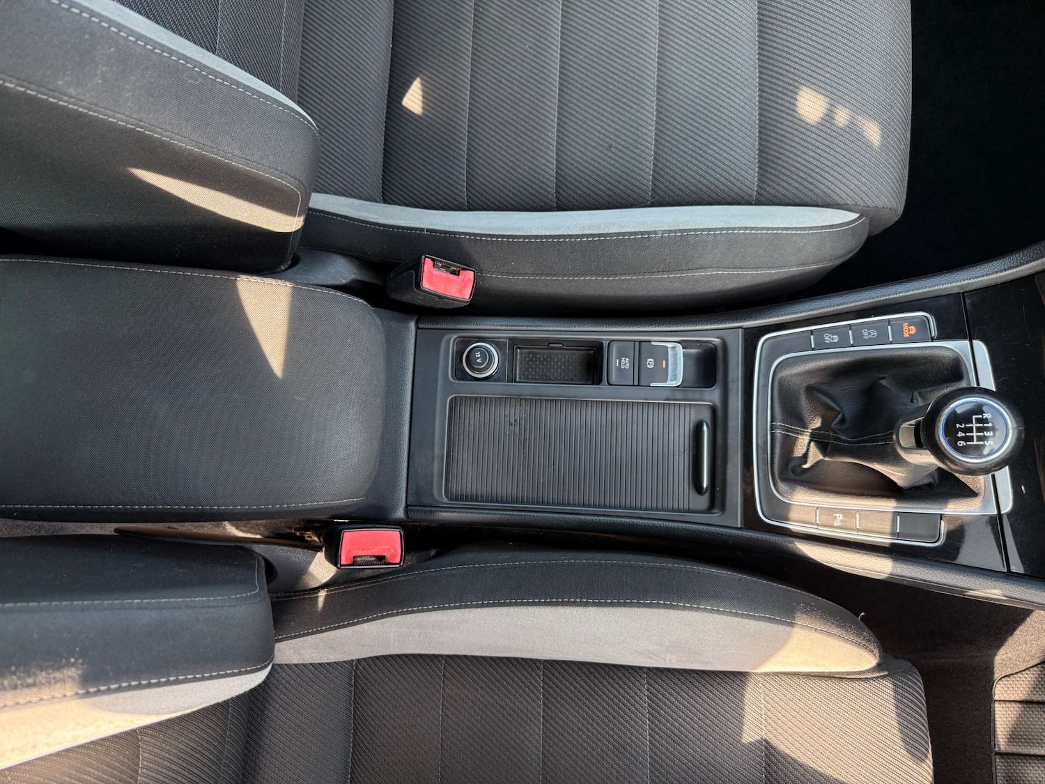 Used Volkswagen Golf 2014 for sale - 76600941: Photo 58