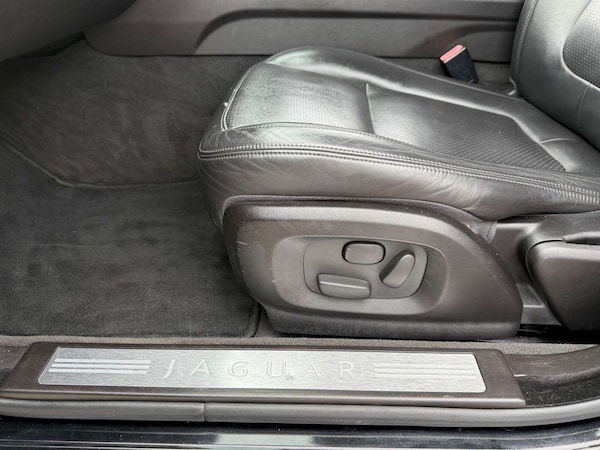 Used Jaguar XF 2009 for sale - 76278316: Photo 25
