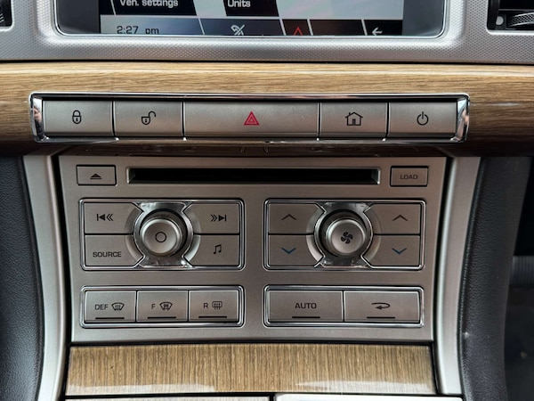 Used Jaguar XF 2009 for sale - 76278316: Photo 51
