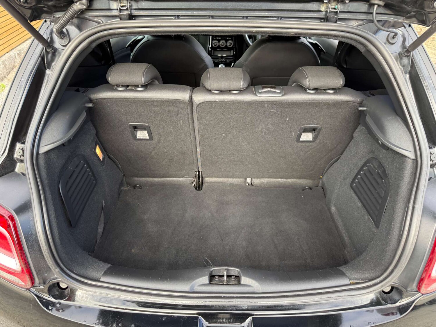 Used DS Automobiles DS 3 2016 for sale - 76301958: Photo 42